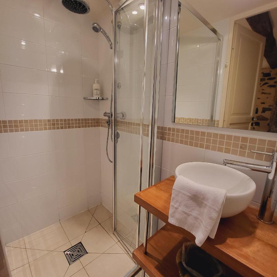 Le Mas De Rigoulac Chambre Zen Spa Sur Reservation Bouyssounouse Eksteriør bilde