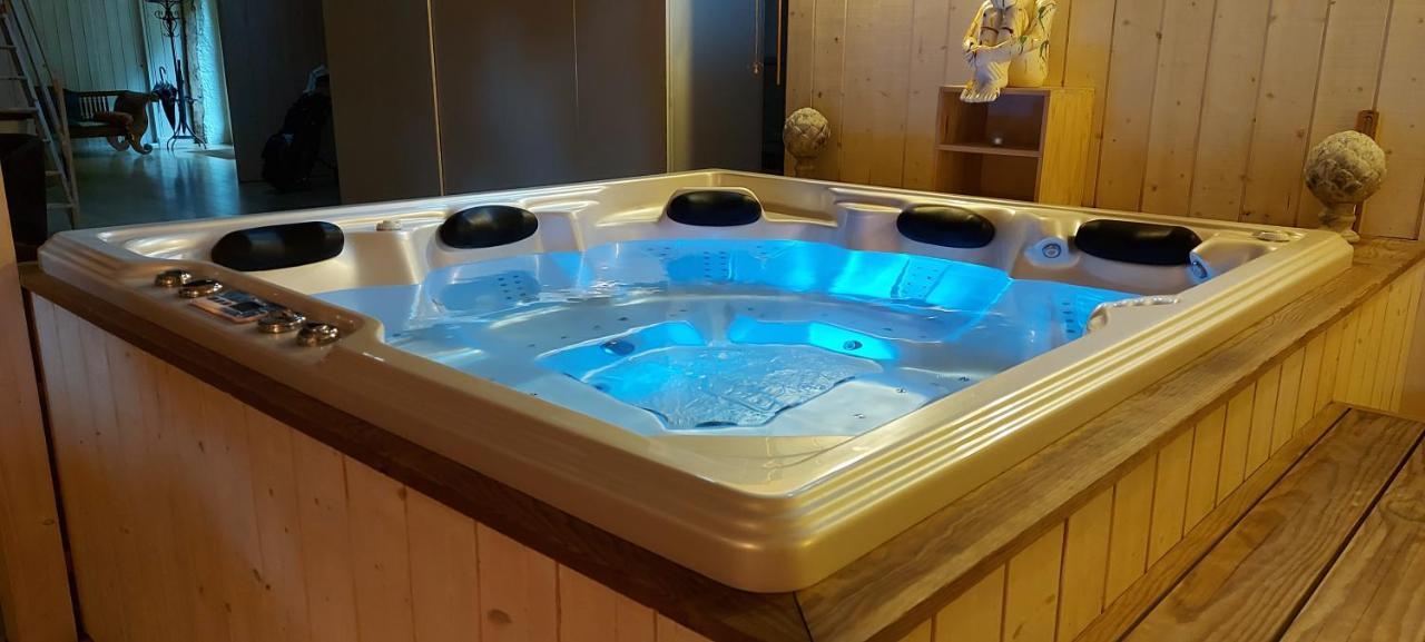 Le Mas De Rigoulac Chambre Zen Spa Sur Reservation Bouyssounouse Eksteriør bilde